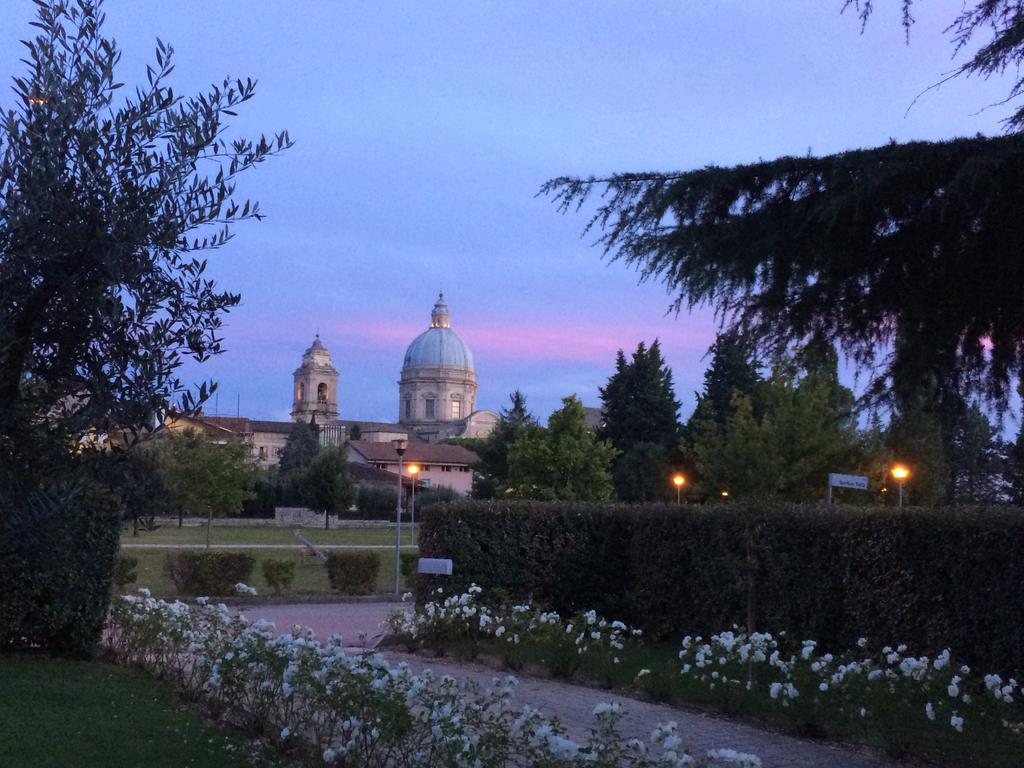 Bed and breakfast Assisi Charme Extérieur photo